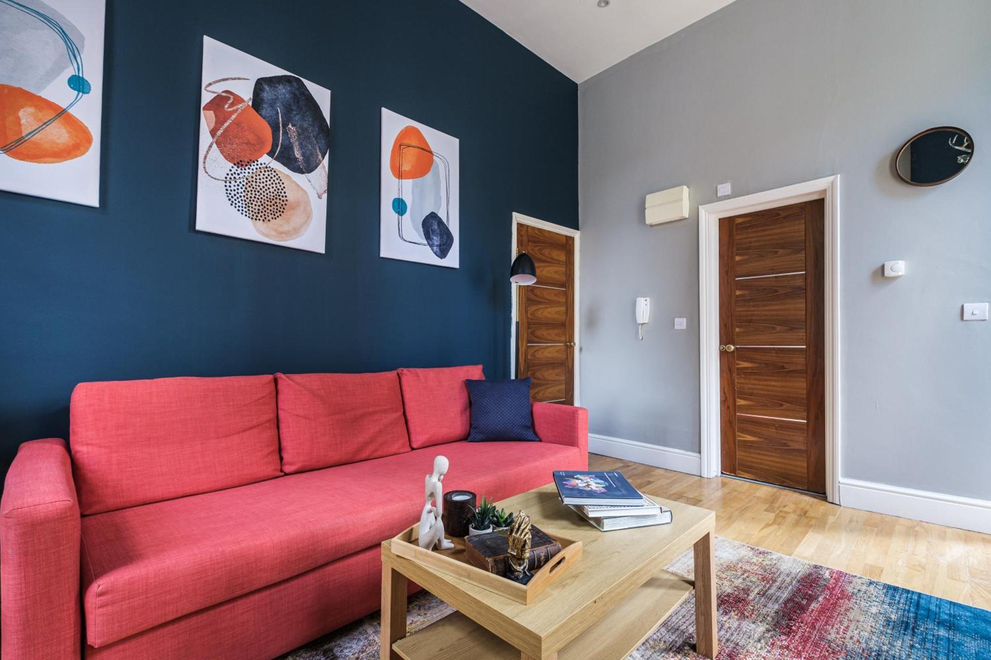 Sunny Corner Apartment In Center Of Лондон Экстерьер фото