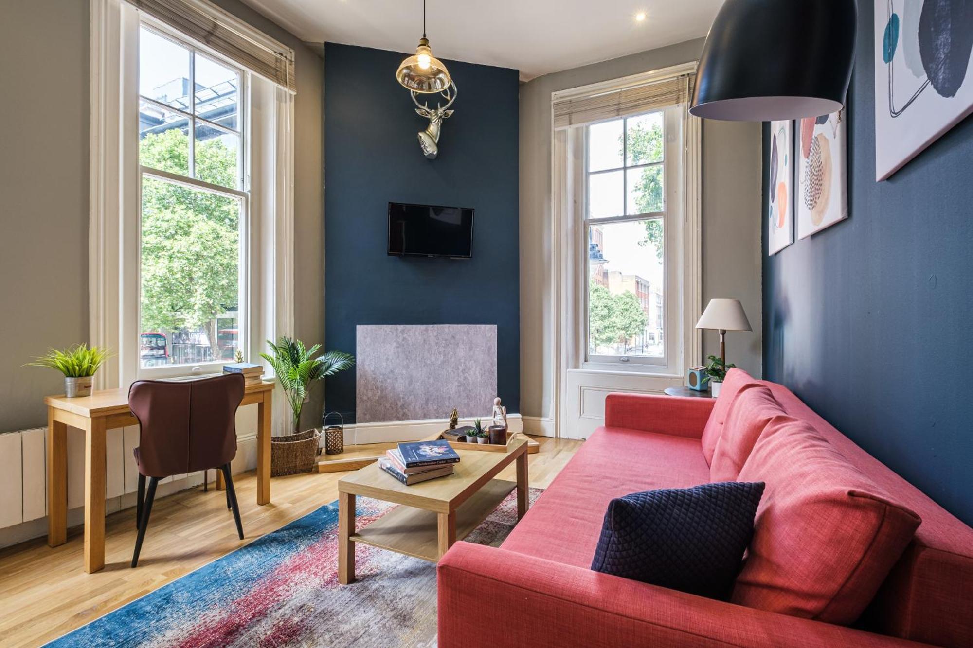 Sunny Corner Apartment In Center Of Лондон Экстерьер фото